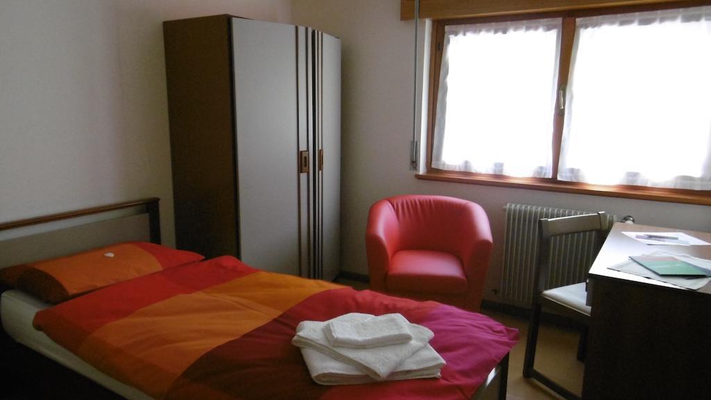 Casa Per Ferie Paola Di Rosa Ξενοδοχείο Arta Terme Δωμάτιο φωτογραφία